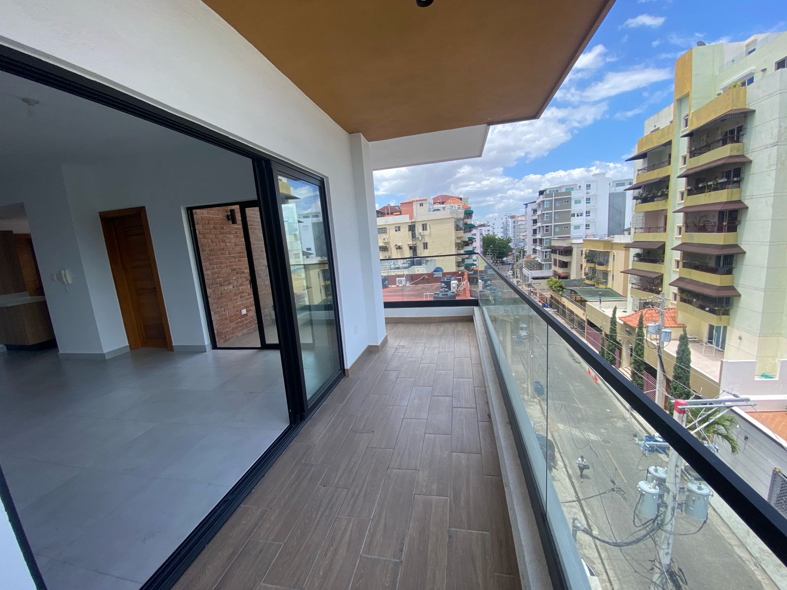 Apartamento con 3 habitaciones en alquiler en Bella Vista Norte