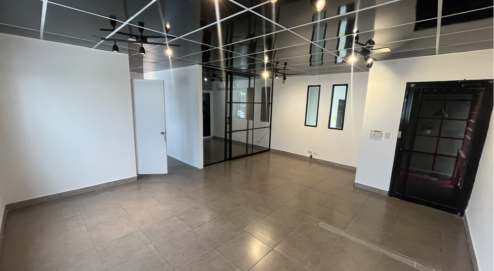 Oficina Empresarial con Servicios Incluidos 3A-1 | DIX Business Center 01