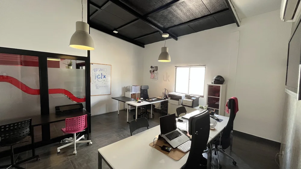 Profesional Oficina Coworking Todo Incluido 2G | DIX Business Center 02
